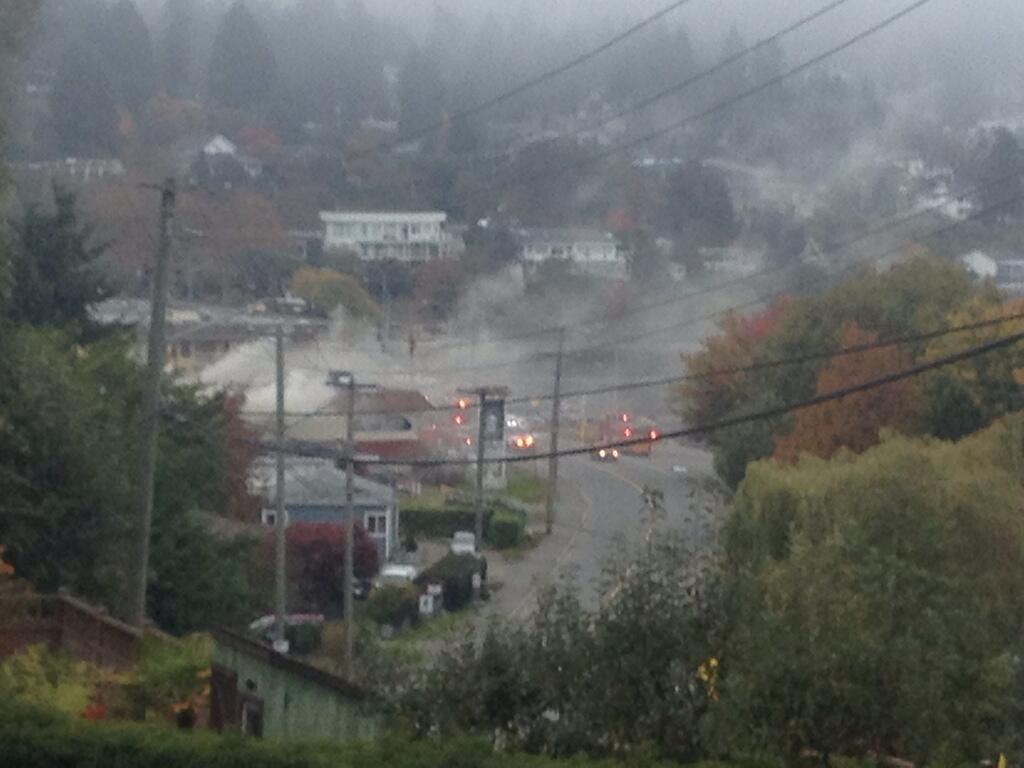 Fire at Nanaimo restaurant forces residents from their homes BC