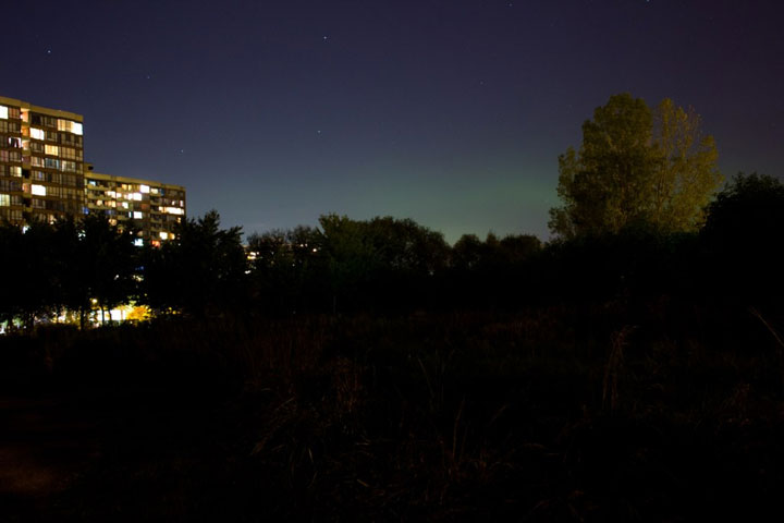 This photo was taken at ISO 800 for 8 seconds. I couldn’t see the aurora very well, but they turned up well with a camera. (Nicole Mortillaro)