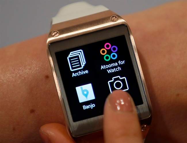 Samsung has sold 800,000 Galaxy Gear smartwatches - image