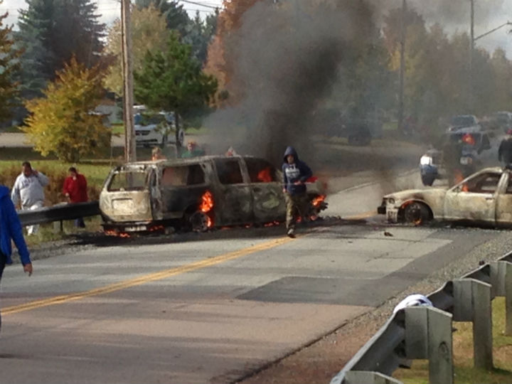 40 Arrested Police Vehicles Burned As Rcmp Clash With Nb Shale Gas Protesters Globalnewsca 3264