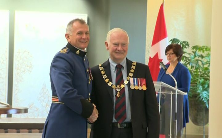 Edmonton Police Chief Rod Knecht (L) with Governor General David Johnston.