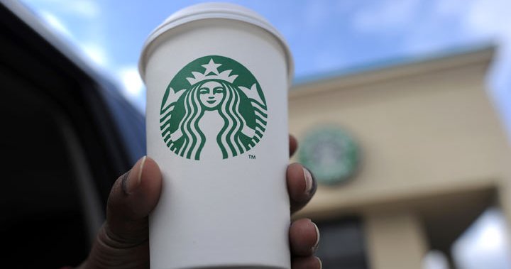 Starbucks вече позволява използването на лични чаши за мобилни поръчки, шофиране