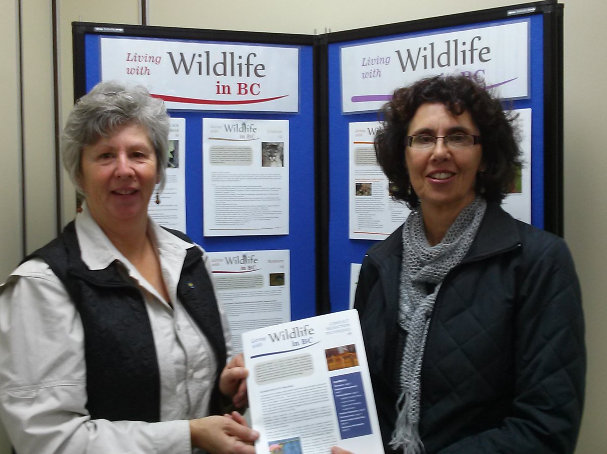 RDOS Program Coordinator Zoe Kirk, left, and Margaret Holm of the
Okanagan Similkameen Conservation Alliance have teamed up to pen a
series of guides directed at landowners and others in contact with wildlife.