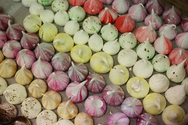 Meringue ‘kisses’ are displayed at the Experimental Food Society Exhibition. (Peter Macdiarmid/Getty Images)