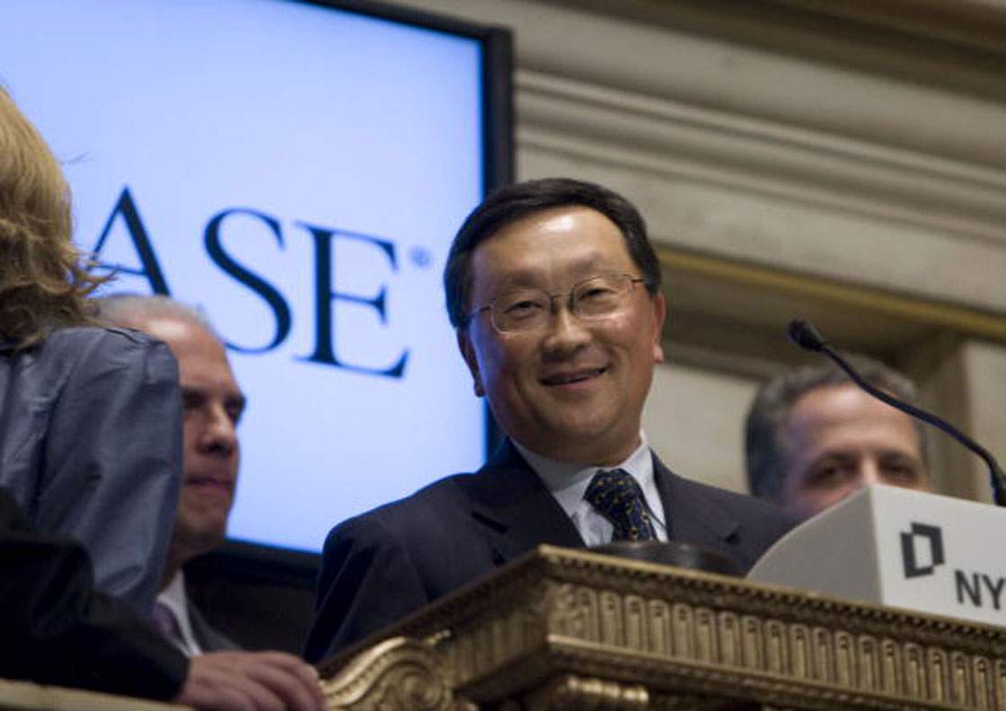 John Chen's total compensation package could reach a quarter of a billion dollars if he can restore BlackBerry's share price to at least $20. 