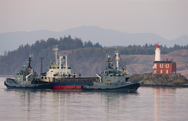 Captain of migrant ship a humanitarian: lawyer - image