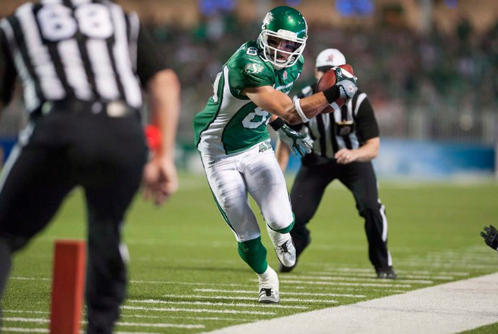 Saskatchewan Roughriders slotback Chris Getzlaf hits the practice field after knee injury.