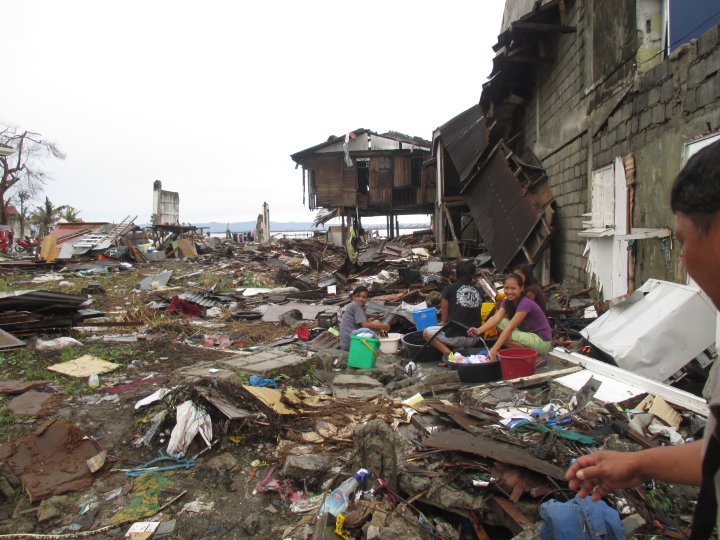 Canada’s search and rescue dogs return from typhoon-ravaged Philippines ...