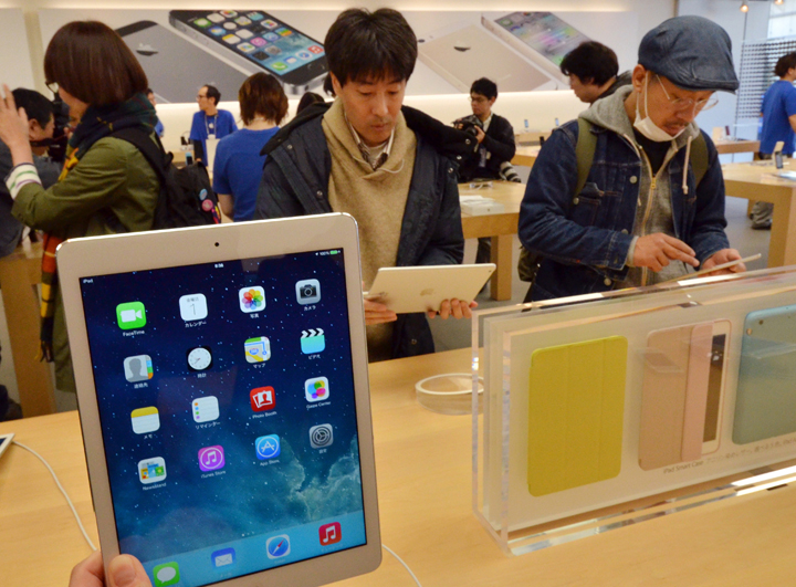 Some retailers are already offering a discount on the iPad Air.