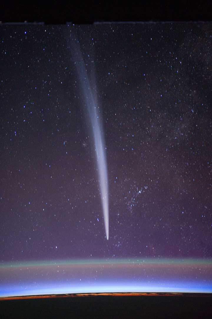 Comet Lovejoy (C/2011 W3) as viewed from the International Space Station after the comet had rounded the sun. (NASA)
