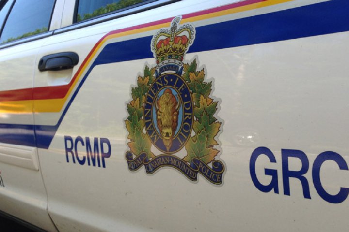 Serious collision closes Highway 21 southeast of Edmonton