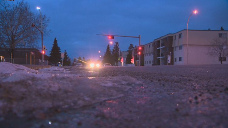 Edmonton roads in fair shape despite freezing rain, Thursday, November 14, 2013. 