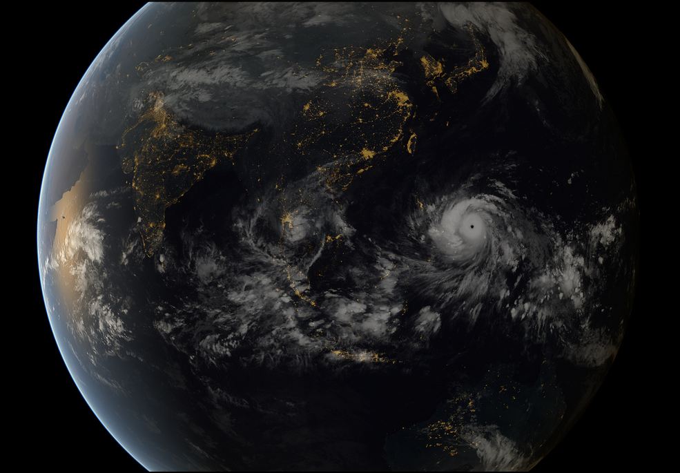 Typhoon Haiyan approaching the Philippines. (EUMETSTAT)