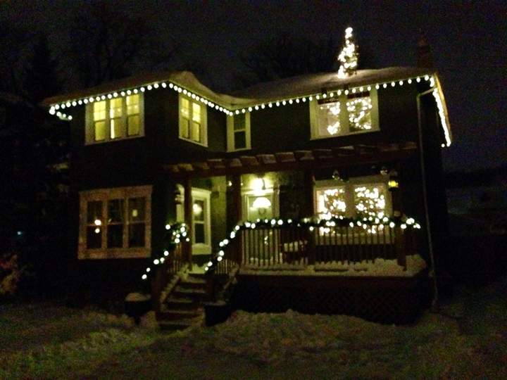 Winnipeg Christmas lights holidays