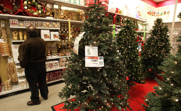 Old artificial Christmas trees may contain lead and PVC