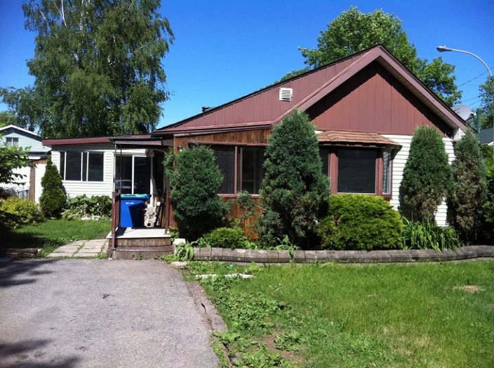 $99,000 four-bed Beauharnois bungalow with La Vigie Immobiliere Inc.