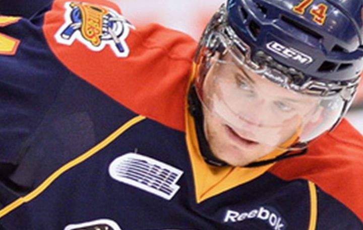 The Vancouver Canucks have signed centre Dane Fox. 