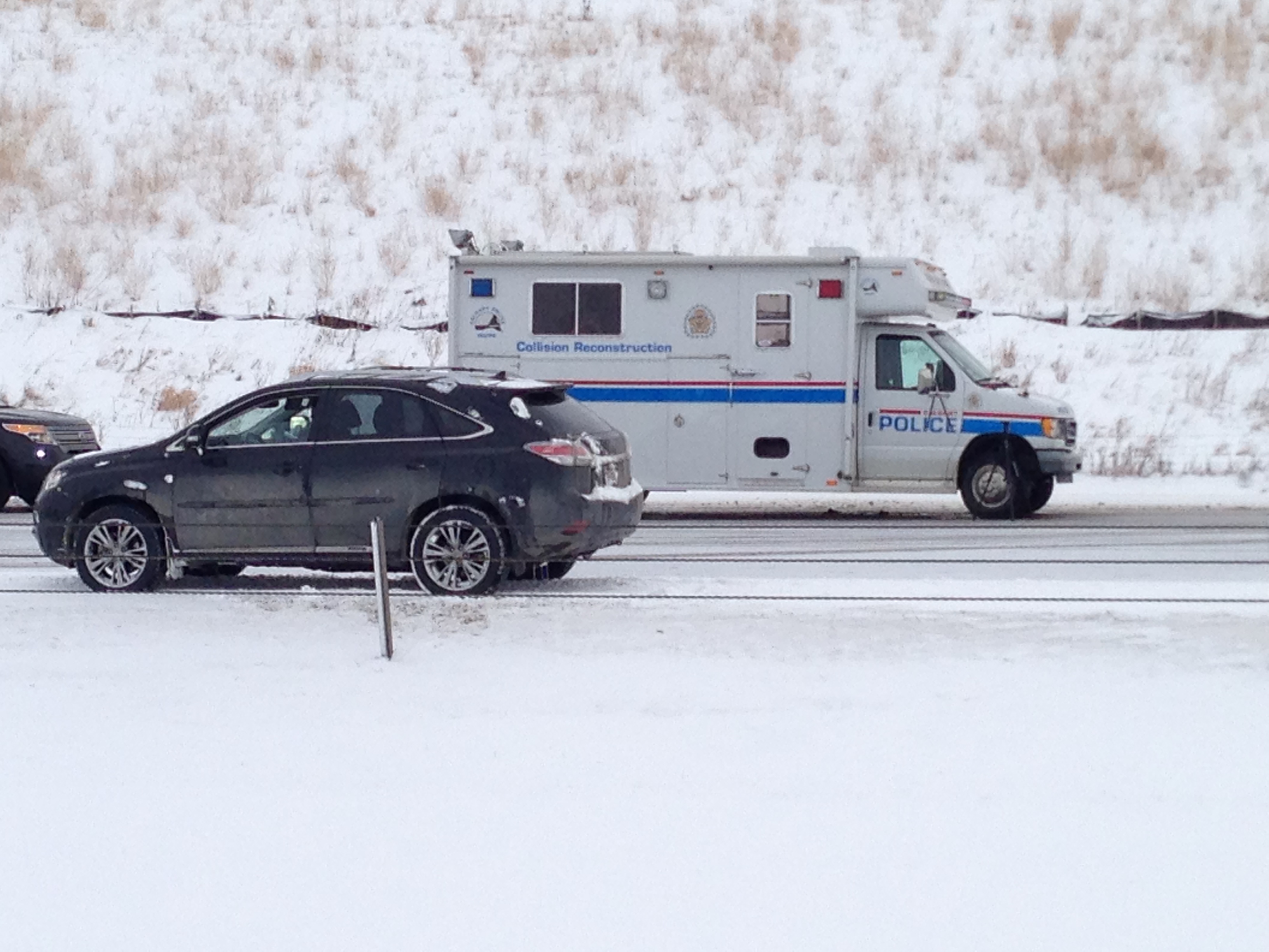 Man killed after being struck on Deerfoot Trail - Calgary | Globalnews.ca
