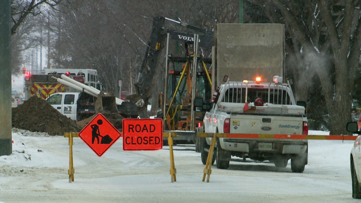 Preston Avenue temporarily closed in Saskatoon due to a natural gas leak.