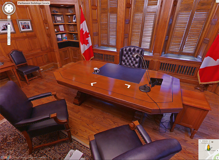 A Beatles mug pictured on the Prime Minister’s desk.