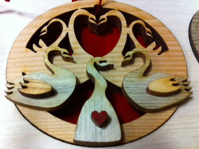 Inner-city women craft spectacular wooden Christmas decorations - image