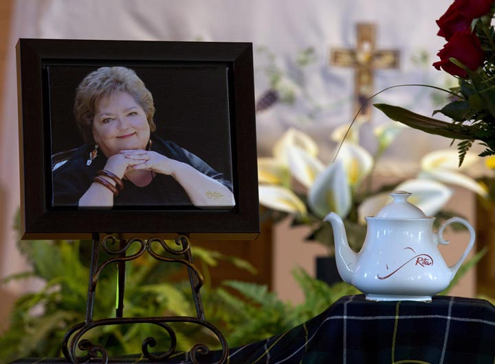 Rita MacNeil's ashes rest in a teapot at her funeral at St. Mary's Church in Big Pond, N. S.