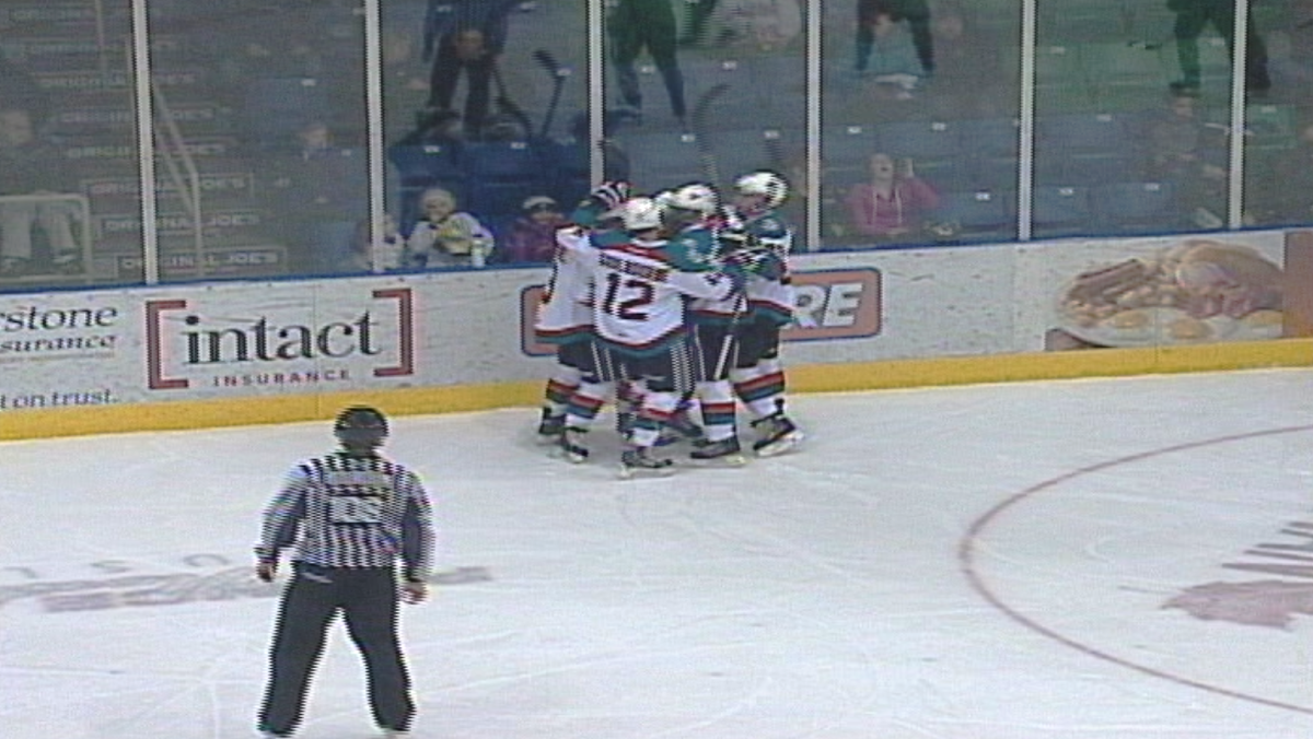 Rockets rally for 11th straight win - image