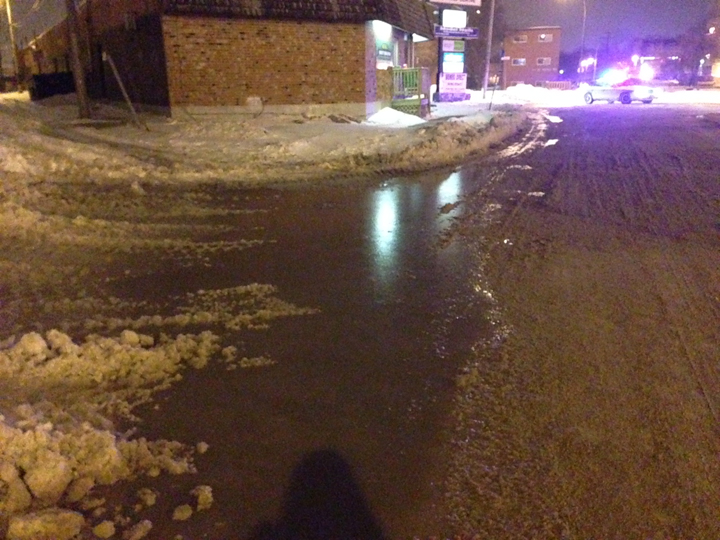 A water main break in St. Vital is expected to cause traffic headaches on Thursday morning.