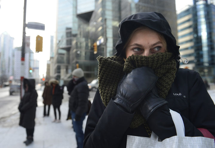 Environment Canada has called an extreme cold weather alert as the temperature is expected to drop Tuesday.