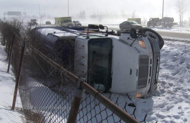 An 18-wheeler jack-knifed on Highway 15 north near St. Martin Blvd. in Laval on Monday, January 27, 2014.