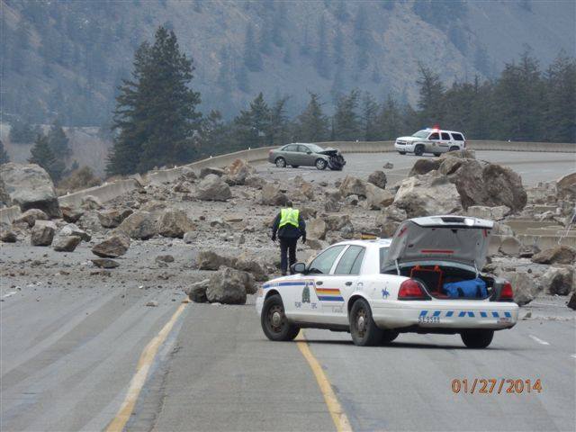 Highway 3 Near Keremeos Re-opens Following Rock Slide - BC | Globalnews.ca