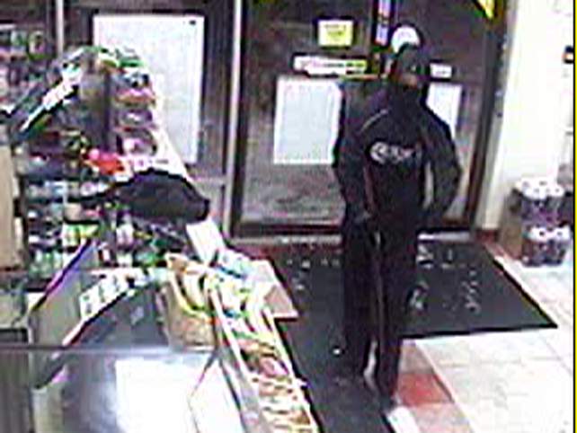 Police release pictures of NE armed robbery - Calgary | Globalnews.ca