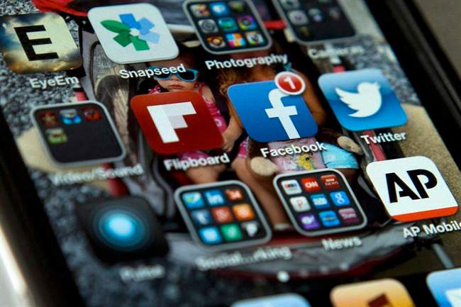Facebook says Canada is a mobile ‘world leader’ - image