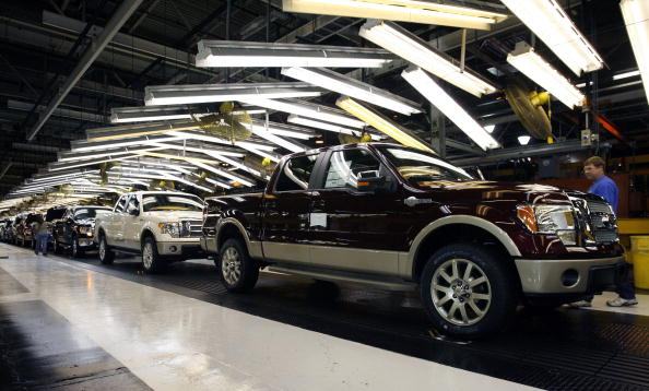 UNITED STATES - OCTOBER 02: Ford F-150 pickup trucks move down the assembly line at the Kansas City Assembly Plant in Claycomo, Missouri, U.S., on Thursday, Oct. 2, 2008. Ford Motor Co.'s chief executive officer urged Congress today to approve a financial rescue plan, saying ``decisive action'' is needed to jumpstart the U.S. economy. (Photo by Ed Zurga/Bloomberg via Getty Images)