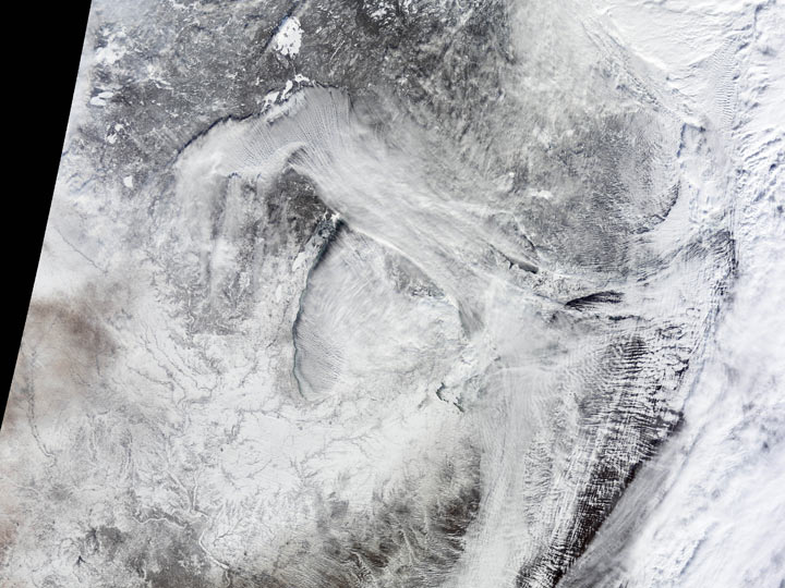 Natural image from January 6, 2014, over the Great Lakes. (NASA)