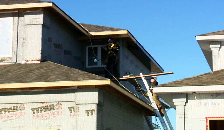New housing starts in Saskatoon decreased in 2013 on a year-over-year basis, according to Canada Mortgage and Housing Corporation.