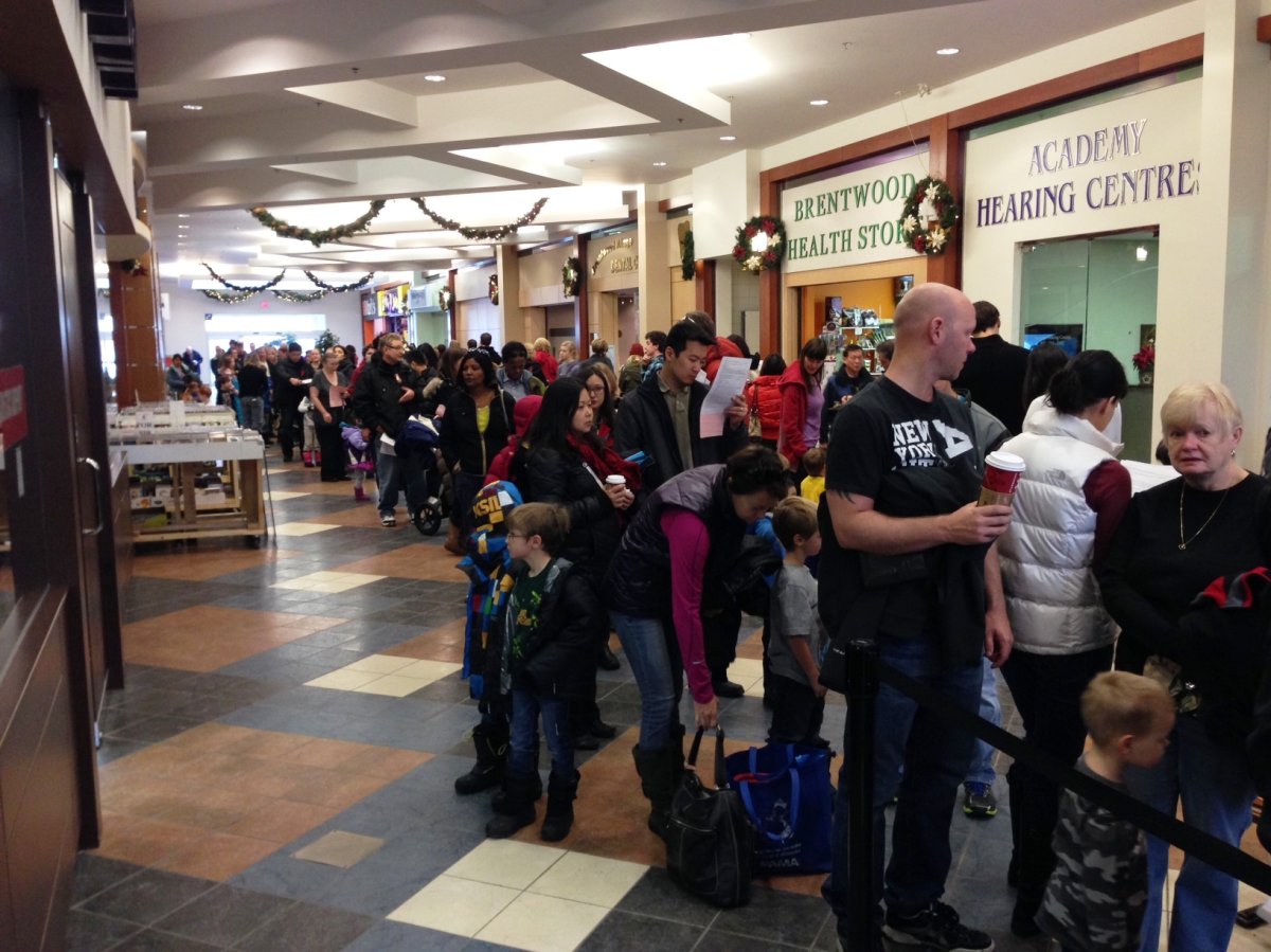 About 300 people lined up for flu shots at Brentwood Village Mall in Calgary on January 2, 2014. 