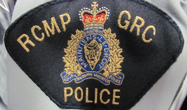 RCMP в Манитоба задържа издирван заподозрян след инцидент с блъскане на превозно средство