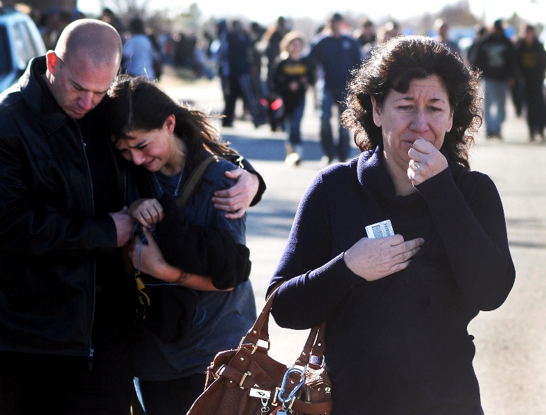 Student, 12, opens fire at New Mexico school, wounding 2 classmates ...