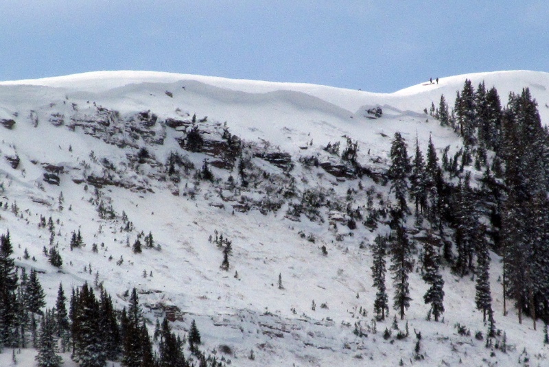 This photo provided by the Eagle County (Colo.) Sheriff's Office, one person was killed and three injured in an avalanche on Tuesday, Jan. 7, 2014, in the East Vail Chutes in the back country outside of Vail Mountain’s ski boundary near Vail, Colo. (AP Photo/Eagle County Sheriff).
