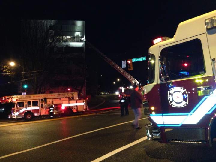 Vancouver apartment building evacuated after fire breaks out in suite ...