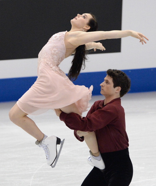 Canadian skater Tessa Virtue (L) and Scott Moir (R) perform during their free dance of ice dance competition in the ISU figure skating Grand Prix Final in Fukuoka, western Japan, on December 7, 2013.   