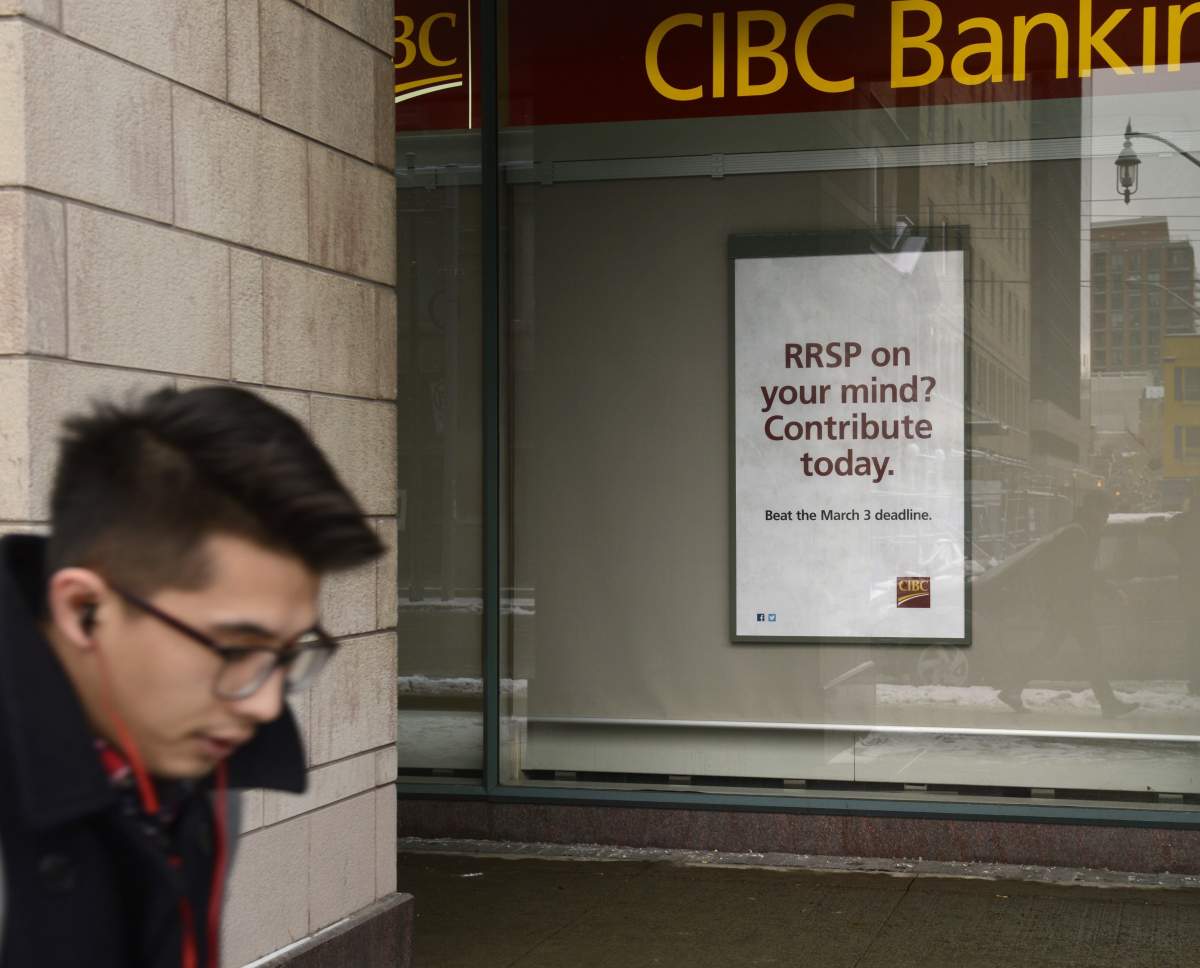 More Canadians are making early withdrawals from their RRSPs because they need the cash, a Global News analysis finds.