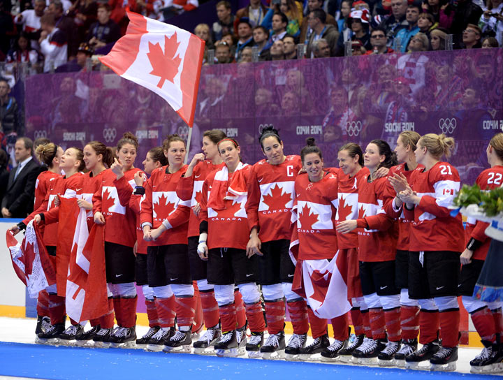 Canada Wins Gold In Women’s Hockey, Beating USA In Overtime | Globalnews.ca