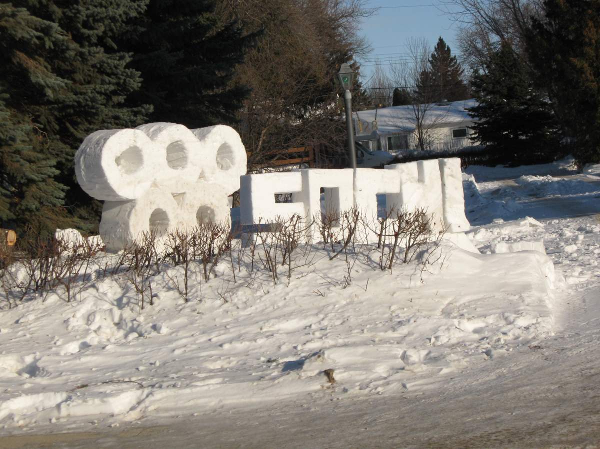 Your Manitoba Altona snow sculpture