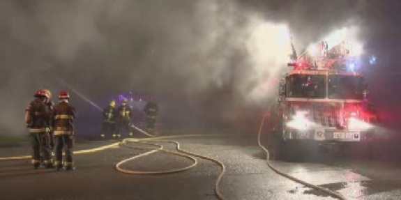Vancouver car wash goes up in flames - image