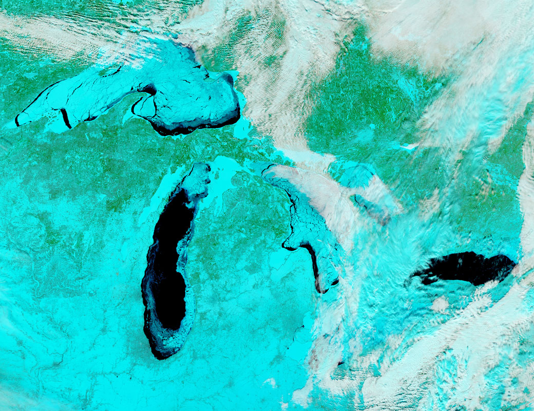 Satellite imagery shows the Great Lakes in infrared, illustrating the extent of this year's freeze.