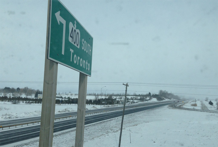 Пътуващите по магистрала 400 трябва да очакват значителни закъснения във