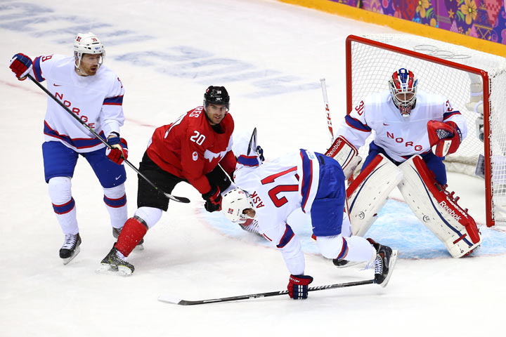 Canada Vs Norway: Weber, Benn And Doughty Score As Canada Wins 3-1 ...