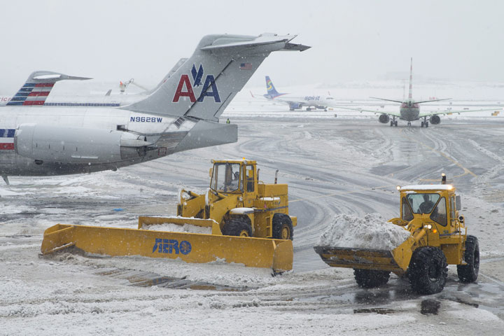 Winter storm snarls US air travel; nearly 2,600 cancellations ...